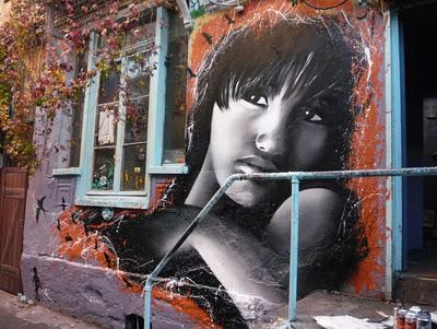 Liliwenn, belleza con acento francés