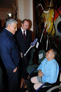 Mario Alberto Ramos recibe prótesis de rodillas tras cinco meses de espera