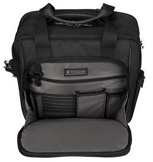 Si tu oficina es el mundo, Victorinox tiene al mejor acompañante