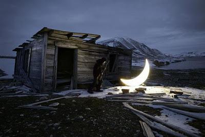 El hombre enamorado de la luna.