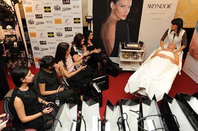 RED CARPET BEAUTY PARTY (II)