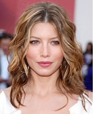Jessica Biel en Emanuel and the Truth About Fishes