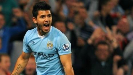 Que de la mano, del Kun Agüero…