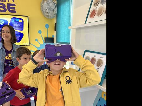 Vuelve a Madrid el laboratorio científico portátil Curiosity Cube® de Merck Vuelve a Madrid el laboratorio científico portátil Curiosity Cube® de Merck