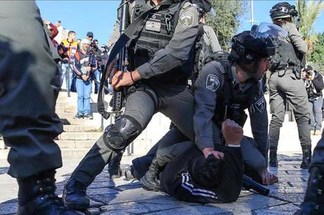 Ocupación Israelí: Cómo Microsoft, IBM, Cisco y Dell hacen posible la vigilancia y el control en Palestina Ocupación Israelí: Cómo Microsoft, IBM, Cisco y Dell hacen posible la vigilancia y el control en Palestina