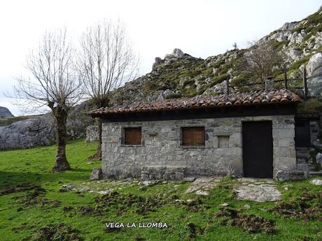 El Porru Uberdón-Comeya-Mayadas de Onís (Soñín, Brañarredonda, Parres, Arnaedu, La Güelga, Belbín)