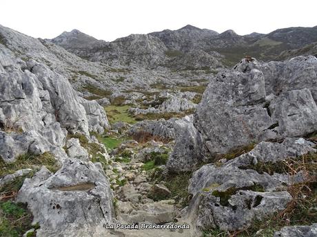 El Porru Uberdón-Comeya-Mayadas de Onís (Soñín, Brañarredonda, Parres, Arnaedu, La Güelga, Belbín)