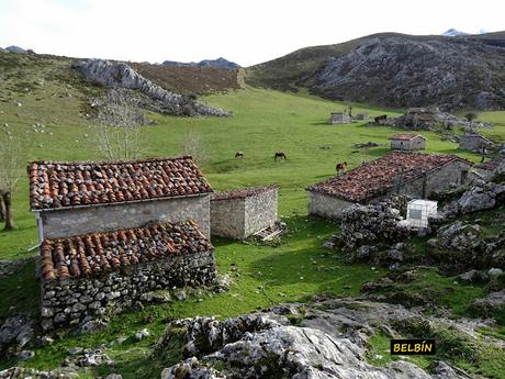 El Porru Uberdón-Comeya-Mayadas de Onís (Soñín, Brañarredonda, Parres, Arnaedu, La Güelga, Belbín)