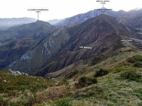 El Porru Uberdón-Comeya-Mayadas de Onís (Soñín, Brañarredonda, Parres, Arnaedu, La Güelga, Belbín)