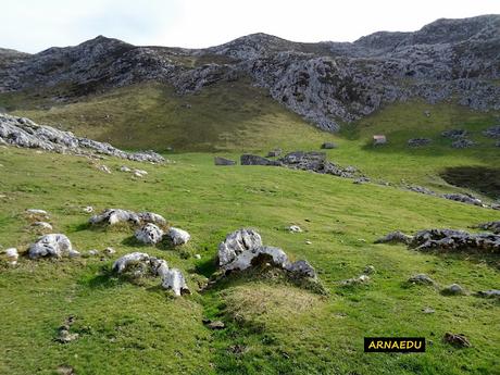 El Porru Uberdón-Comeya-Mayadas de Onís (Soñín, Brañarredonda, Parres, Arnaedu, La Güelga, Belbín)