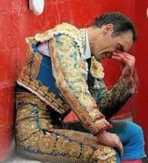 Álvaro Múnera: ayer, “matador” de toros; hoy, protector de animales. Álvaro Múnera: ayer, “matador” de toros; hoy, protector de animales.