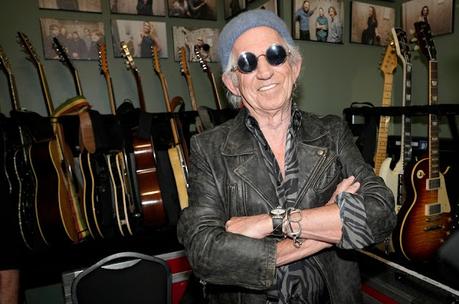 KEITH RICHARDS CONTRA TODOS SUS COLEGAS… MENOS UNO KEITH RICHARDS CONTRA TODOS SUS COLEGAS… MENOS UNO