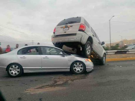 Fuerte Choque en Carretera 57 Paraliza la Circulación Cerca de Plaza Sendero