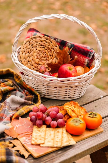 LBD (Little Burgundy Dress)