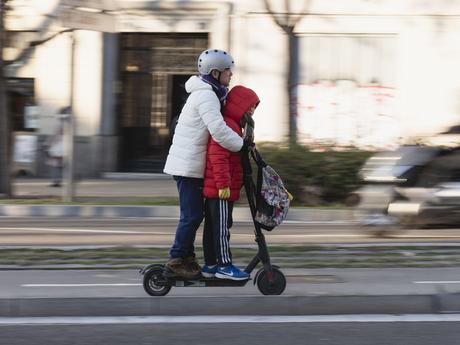 Barcelona prohíbe patinetes eléctricos compartidos: ¿Por qué?
