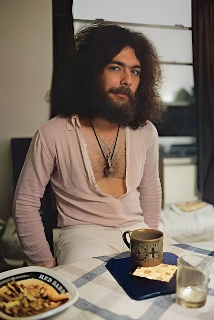 Efemérides del Rock y Heavy Metal: Qué pasó un 24 de Octubre Efemérides del Rock y Heavy Metal: Qué pasó un 24 de Octubre