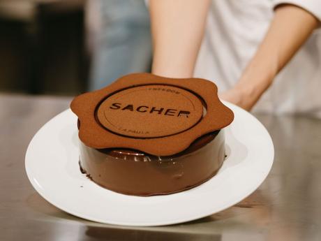 La pastelería de autor reivindica su papel en la alta gastronomía en la VI edición de GastroEbre