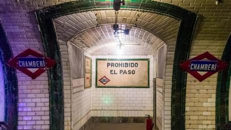 Celebra la fiesta de Halloween en la estación fantasma de Chamberí
