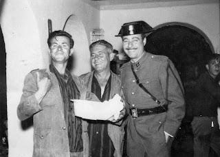 PERIANAS  (FILETES DE LOMO REBOZADOS Y FRITOS)