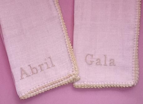 ABRIL Y GALA ABRIL Y GALA