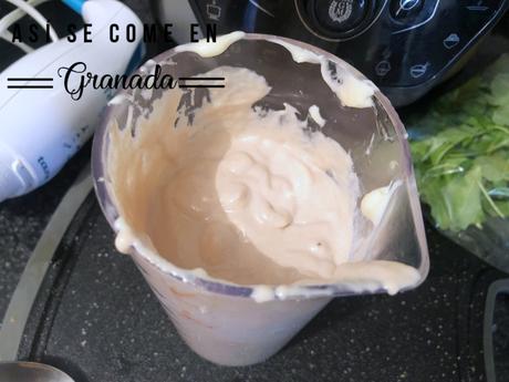 Huevos rellenos al brandy Huevos rellenos al brandy