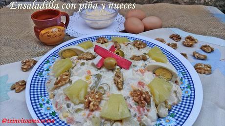 Ensaladilla con piña y nueces