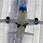 QualityWings B787. El Boing Dreamliner en  decolage vertical. Único avión comercial capaz de hacerlo.