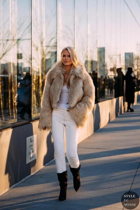 Ropa que funciona igual de bien en verano que en invierno: un cambio de armario fácil