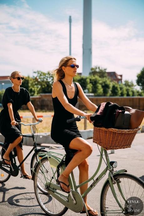 Ropa que funciona igual de bien en verano que en invierno: un cambio de armario fácil