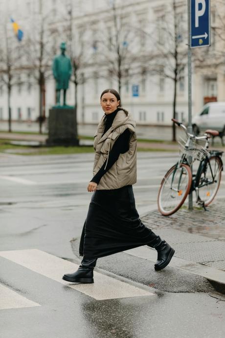 Ropa que funciona igual de bien en verano que en invierno: un cambio de armario fácil