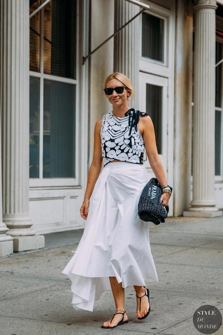 Ropa que funciona igual de bien en verano que en invierno: un cambio de armario fácil