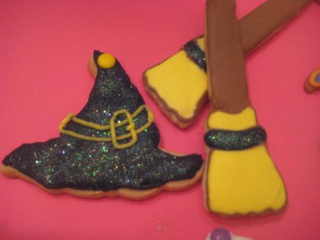 GALLETAS DECORADAS CON GLASA DE ALBÚMINA PARA HALLOWEEN