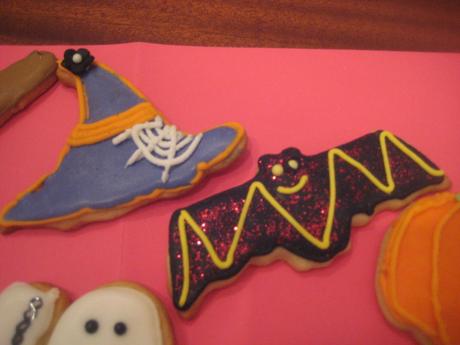 GALLETAS DECORADAS CON GLASA DE ALBÚMINA PARA HALLOWEEN