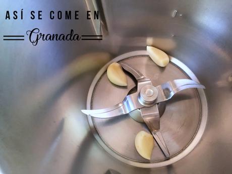 Jamón de cerdo en salsa de mango