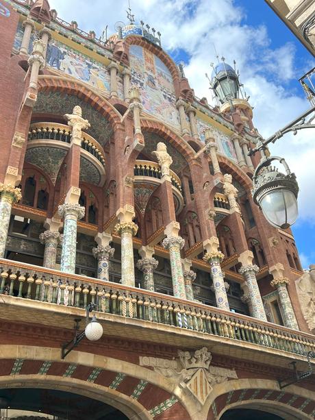 La Barcelona de Gaudí para niños