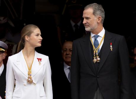 La Princesa Leonor jura la Constitución