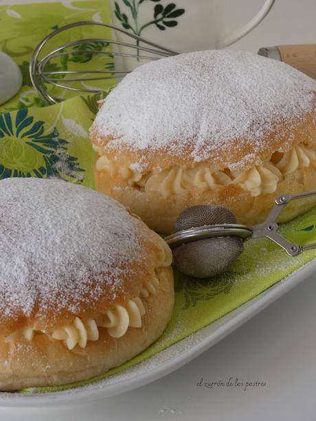 Ensaimada de Crema Pastelera