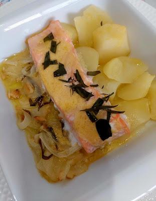 SALMÓN CON MANDARINA Y MOSTAZA