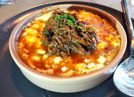 House of Wow: comer bien             en un espacio único en Ibiza