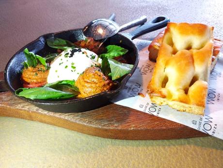 House of Wow: comer bien             en un espacio único en Ibiza