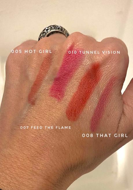 Nuevos Colorstay Suede Ink de Revlon, ultra duración ultra matte.