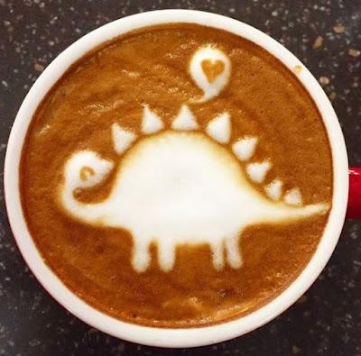 Latte Art con dinosaurios