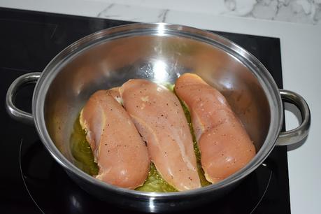 Pechugas de pollo con salsa roquefort Pechugas de pollo con salsa roquefort