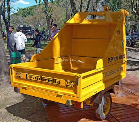 Franbretta 175 f.i. motocarga de 1975 del servicio rápido del ACA