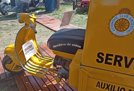 Franbretta 175 f.i. motocarga de 1975 del servicio rápido del ACA