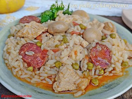 Arroz con pollo y champiñones