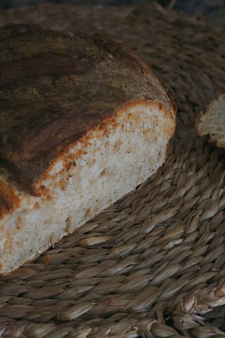 PAN DE ESPELTA Y AJO PAN DE ESPELTA Y AJO