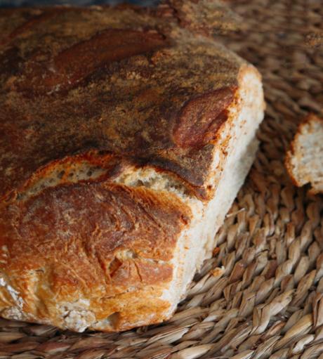 PAN DE ESPELTA Y AJO PAN DE ESPELTA Y AJO