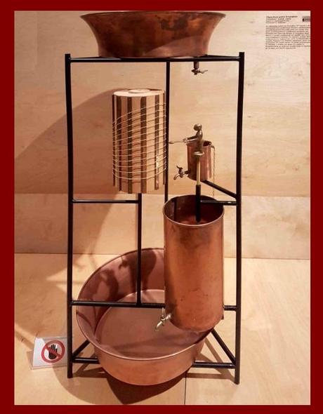 Instantánea sobre “Las clepsidras”