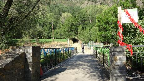 Puente sobre el río Noguera Pallaresa